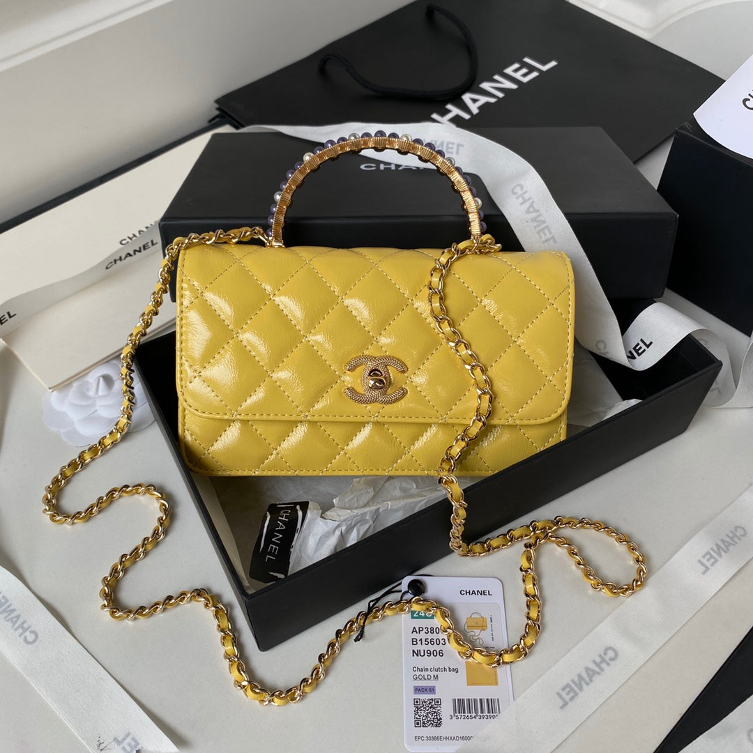 19CM woc pearl yellow relief double C handbag Ap3803