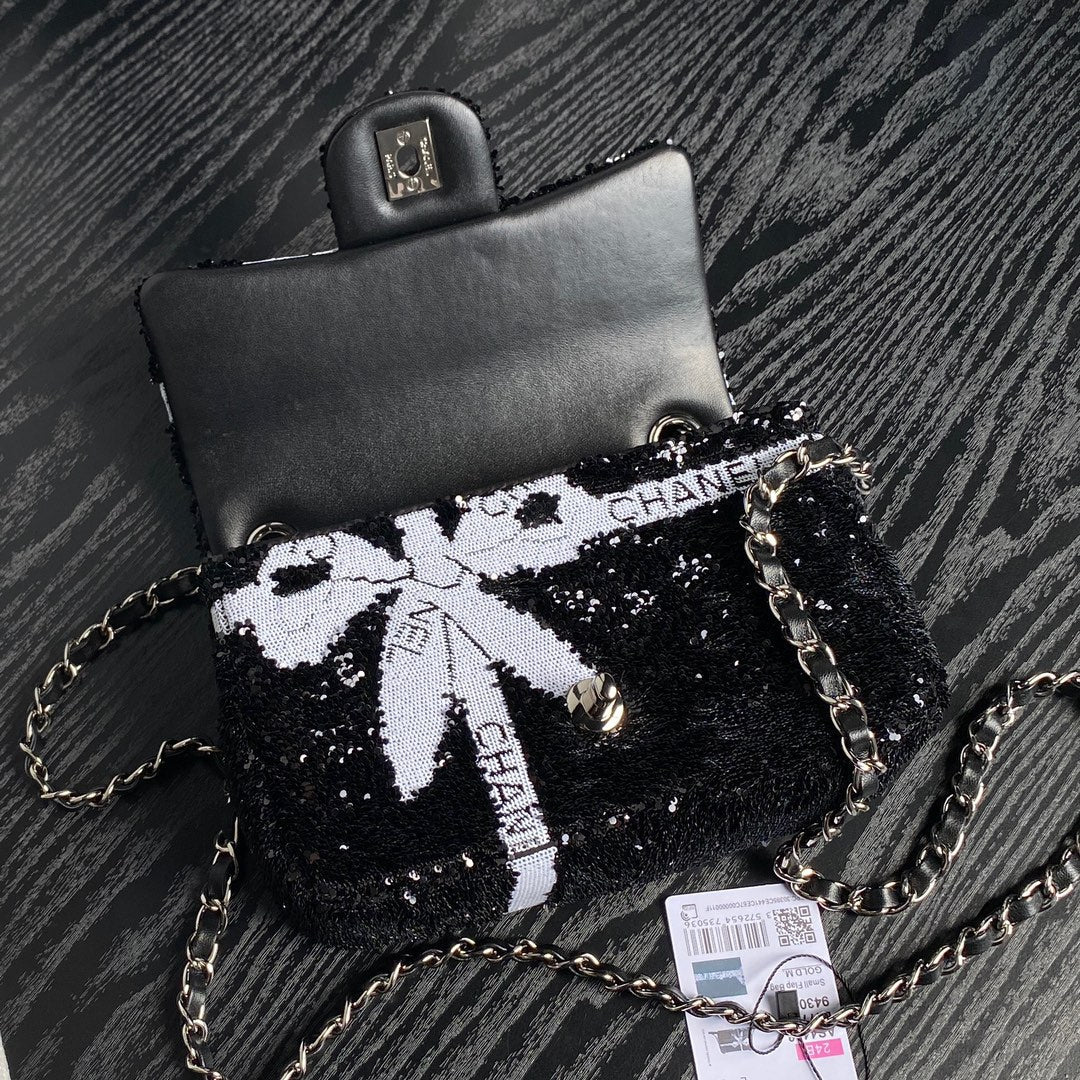 21CM Bow CF Black and White sequin Shoulder Bag AS4418