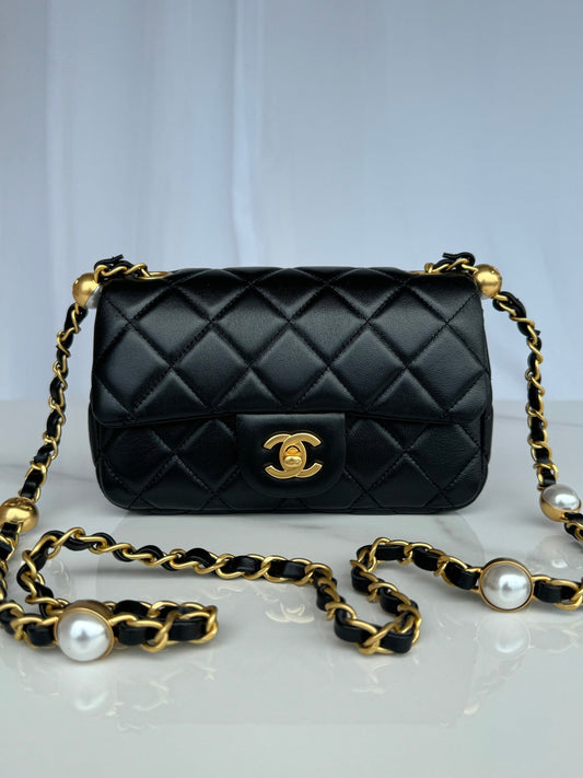 cha 12cm black double c cross shoulder bag as4947