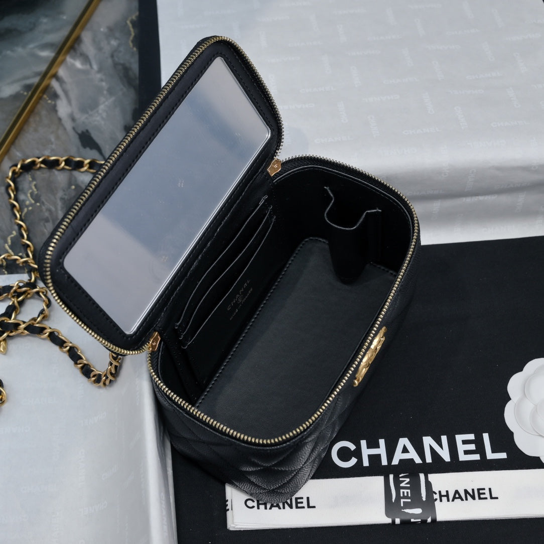 CHA 17CM black chain box shoulder bag AP3478