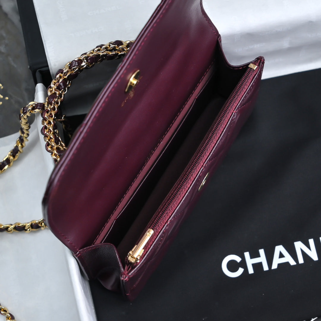 CHA 17CM Wine Red Chain Handheld Shoulder Bag AP4167