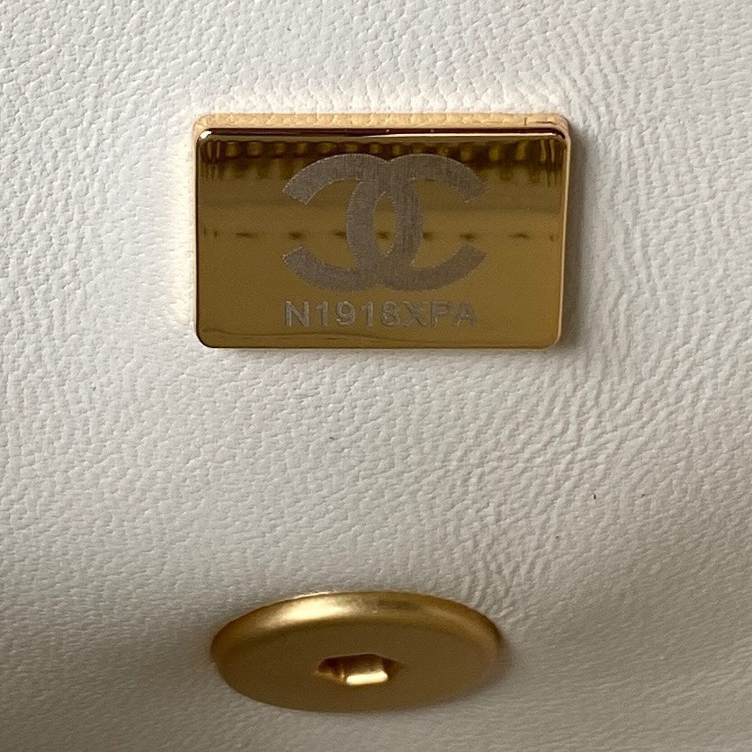 cha 13cm white golden ball chain shoulder bag as4041