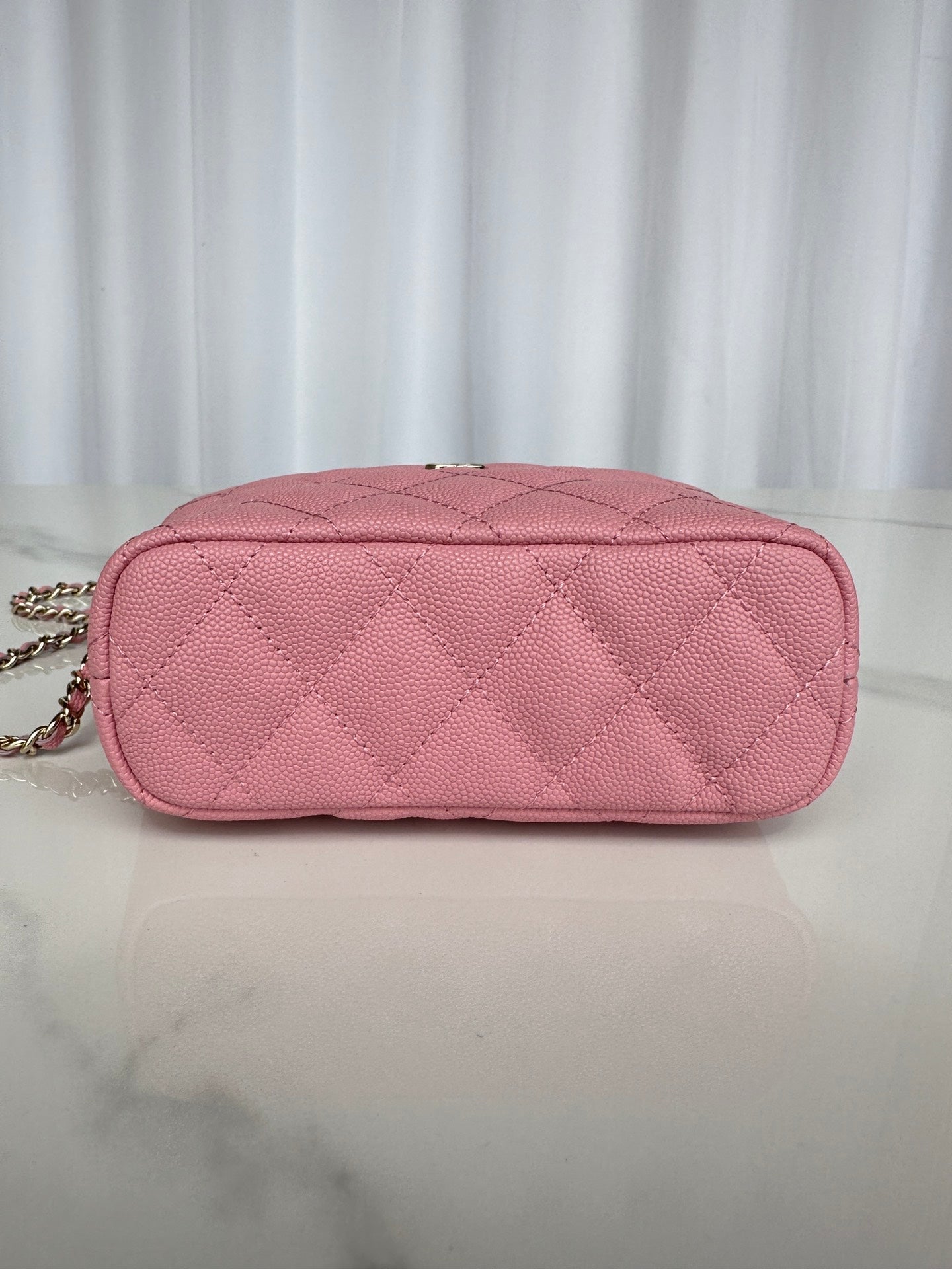 CHA 19CM Pink Ball Pattern Handheld Underarm Bag AS4386