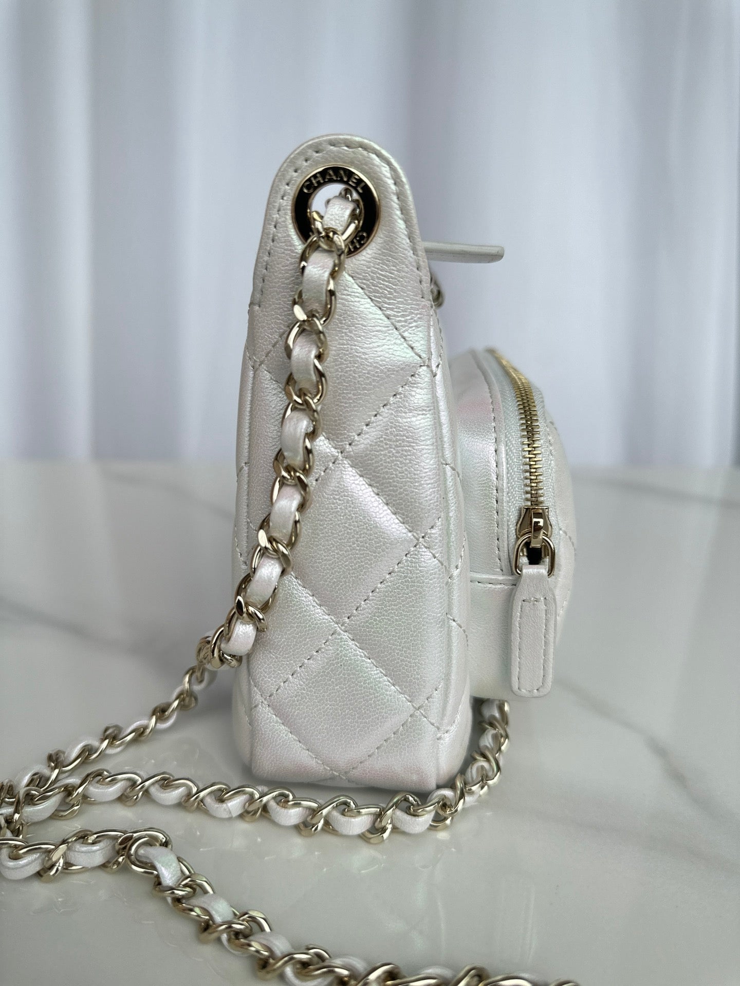 CHA 21CM white shoulder crossbody bag AS4349