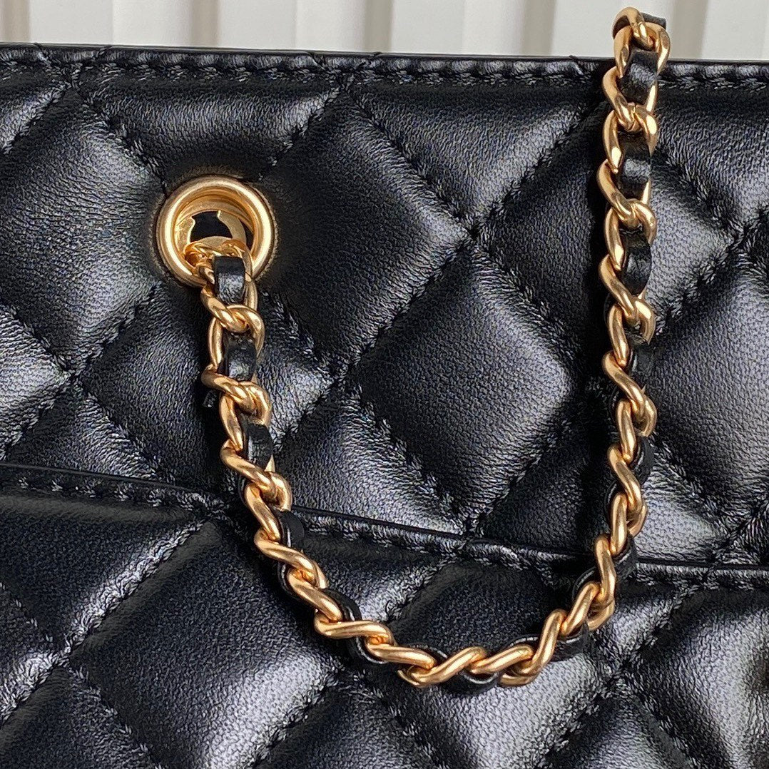 CHA 24CM Black Sheepskin Chain Shoulder Bag AS5192