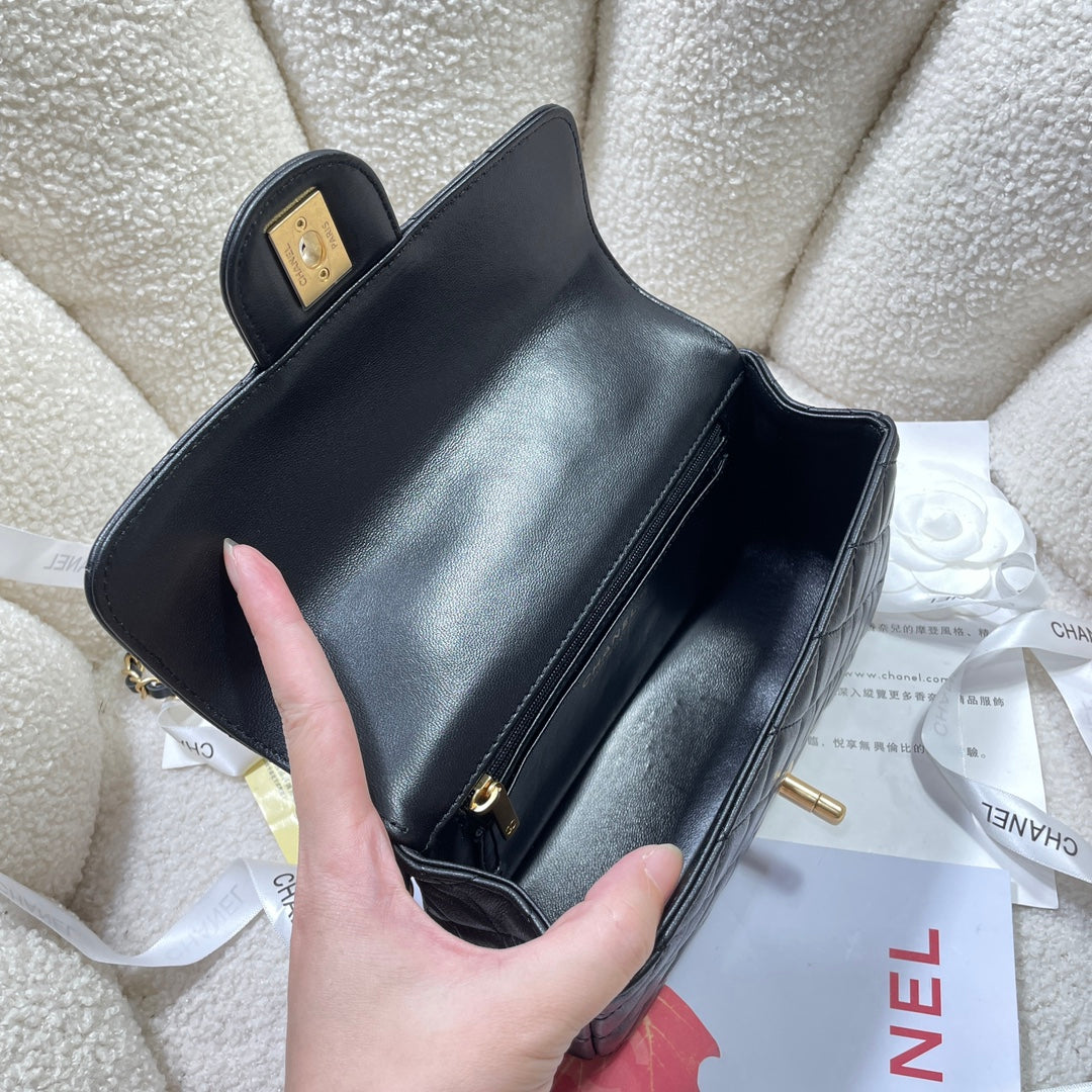 cha 21cm black sheepskin cross shoulder bag 4362