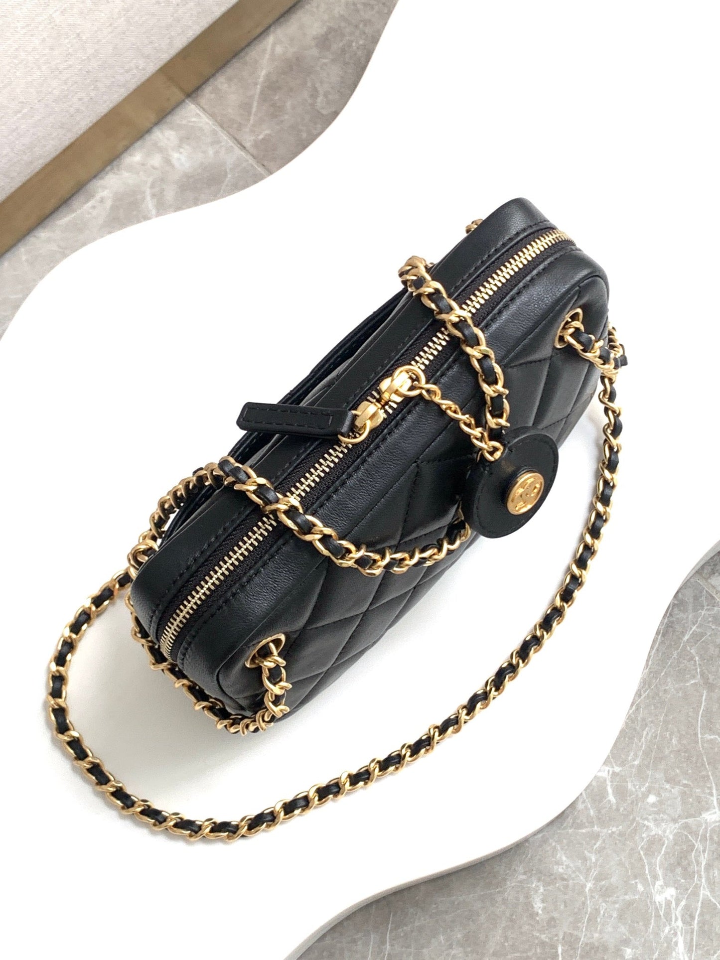 CHA 12CM black 24k gold coin camera bag shoulder bag AS5190