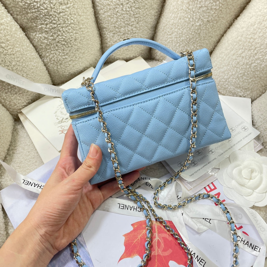 CHA 17cm blue 25C crossbody handbag AP4407