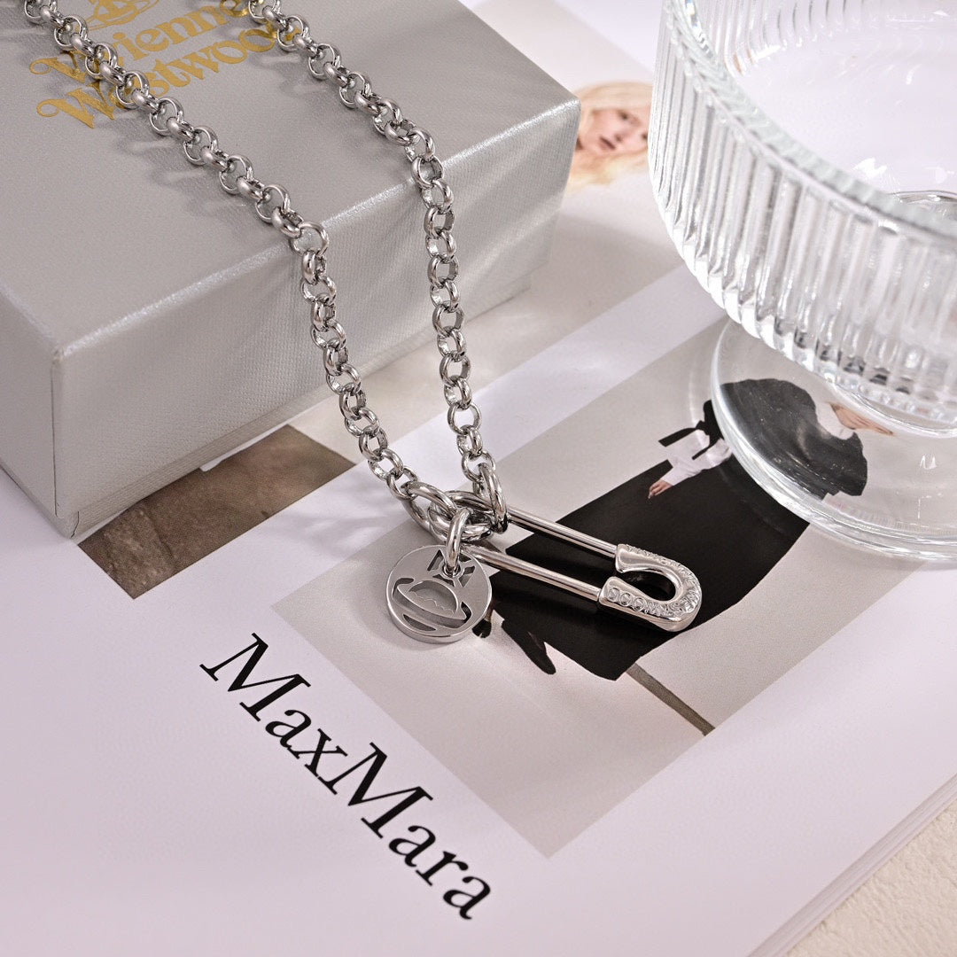 Saturn Silver Necklace XLA466