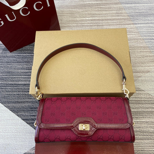 luce series 12 5cm red shoulder backpack 786027