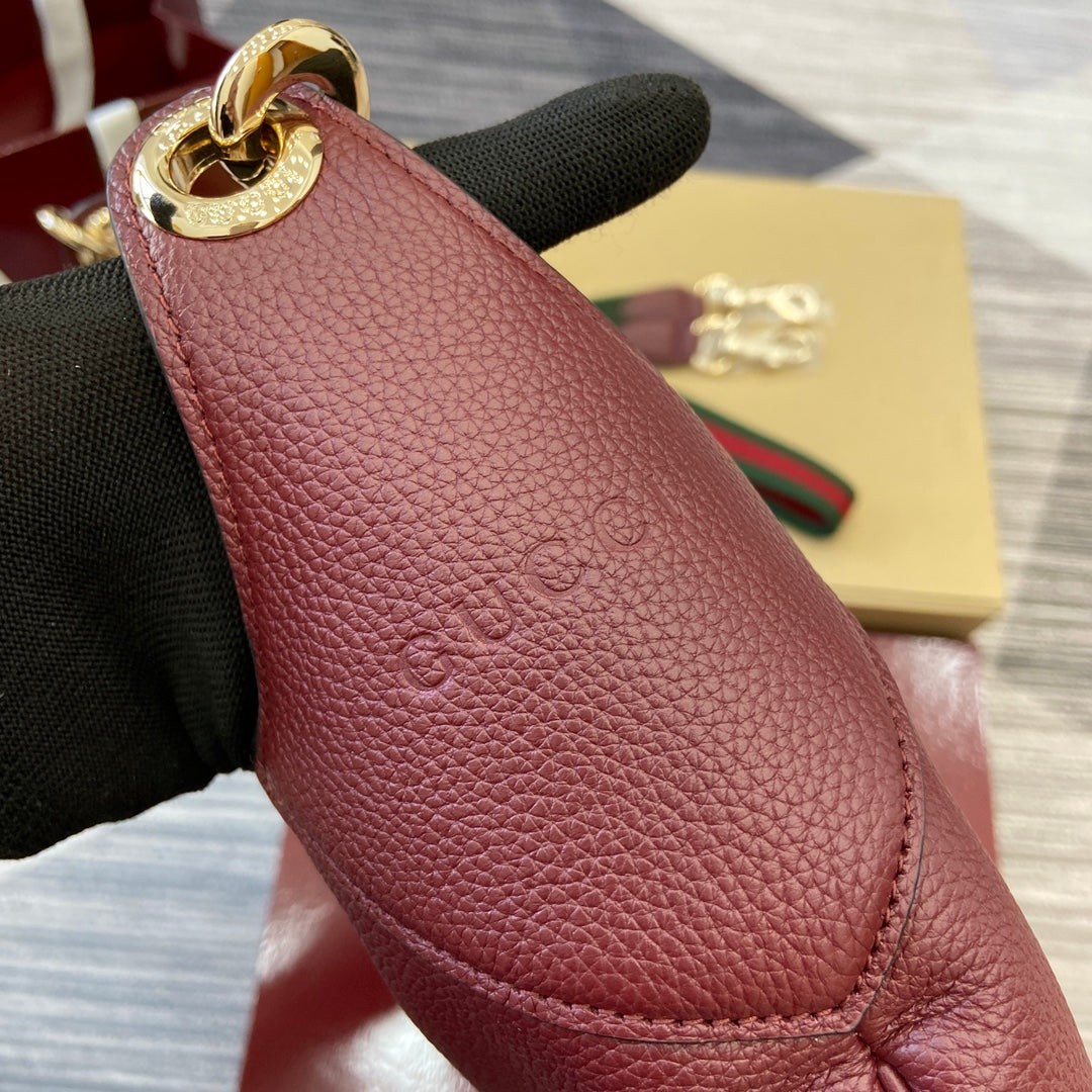 gg 49cm burgundy double lock shoulder bag 820169