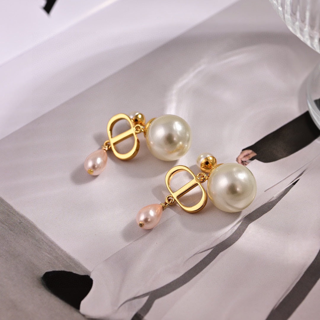 Yellow Gold Pearl Earrings EHA766