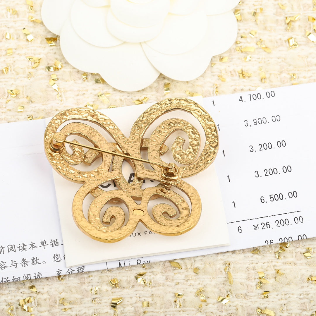 cha vintage butterfly yellow gold brooch xza61