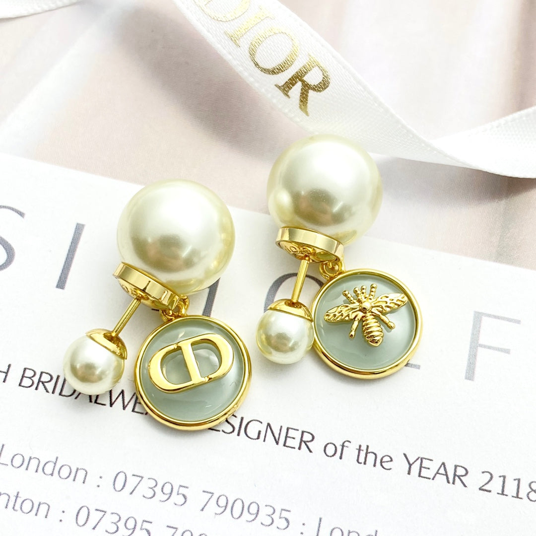 Round pendant double ball pearl bee earrings EHA769