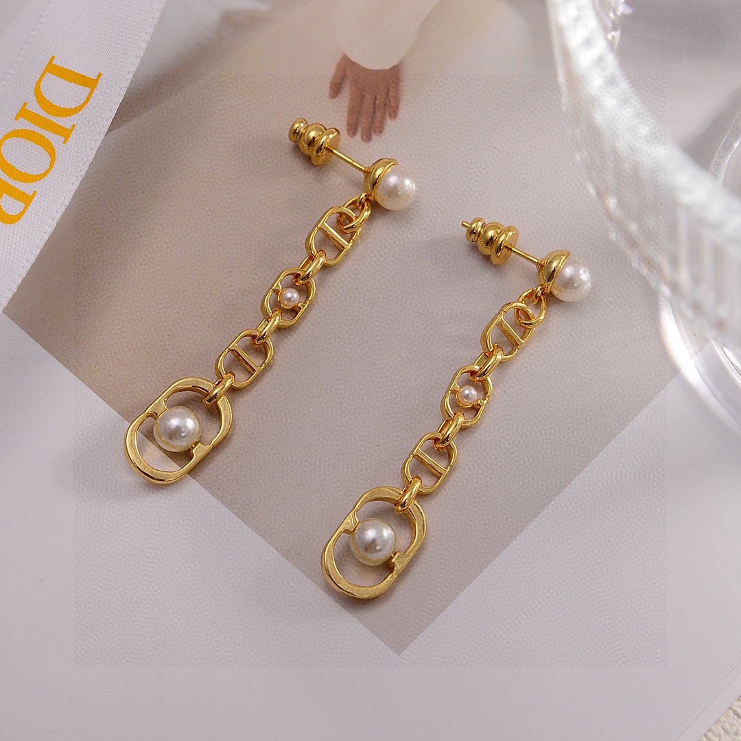 DO Yellow Gold Long Earrings EHA782