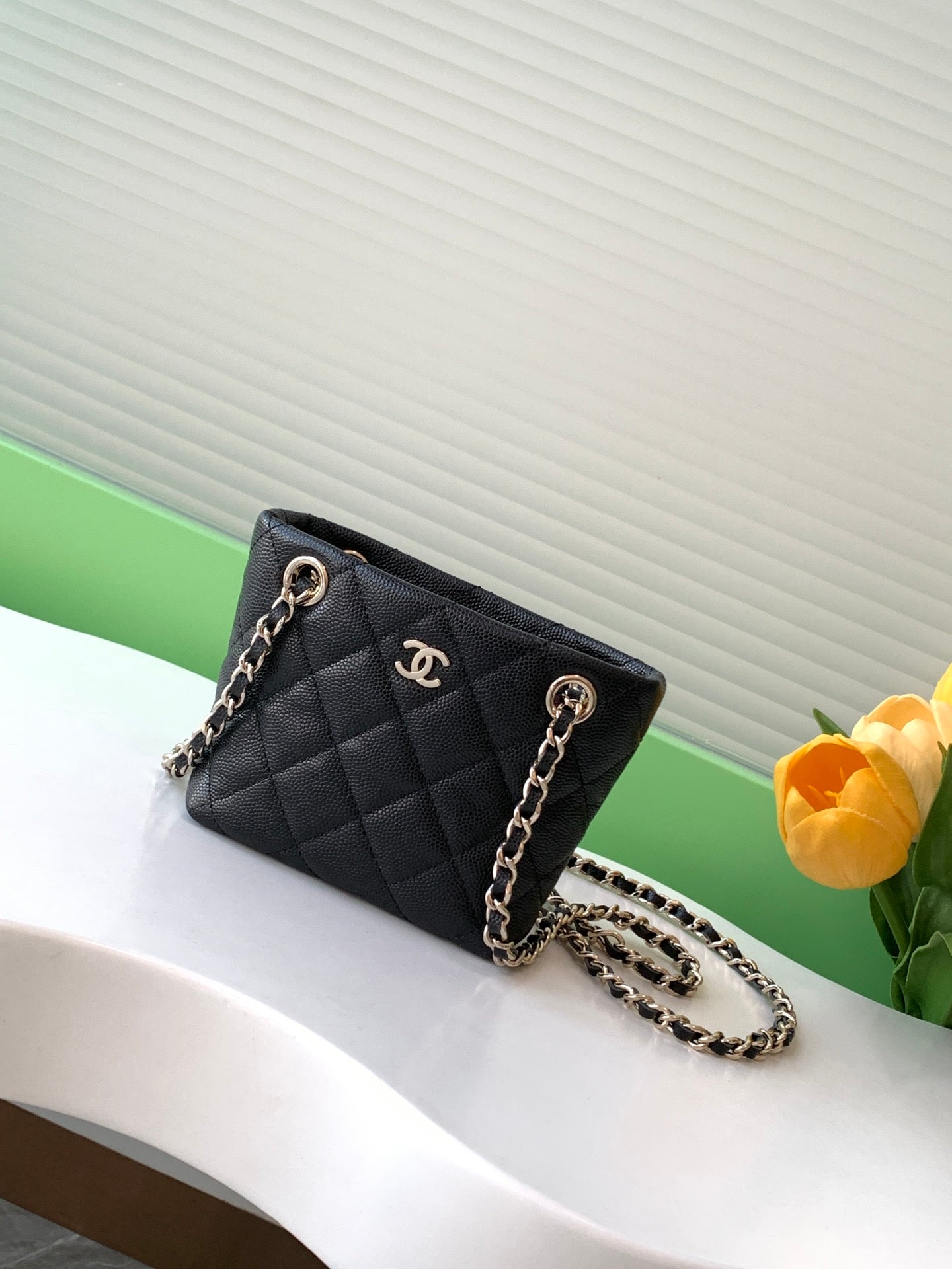 CHA 25cM sAmini tote black shoulder bag AP4422