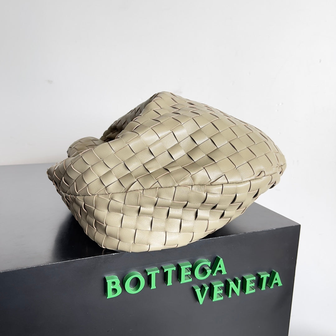 Bottega Veneta Jodie Medium Taupe 690225