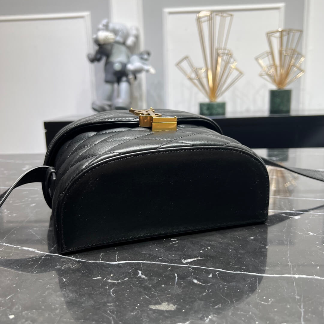 ys l 710080 ysl june box cassandra logo 19cm black