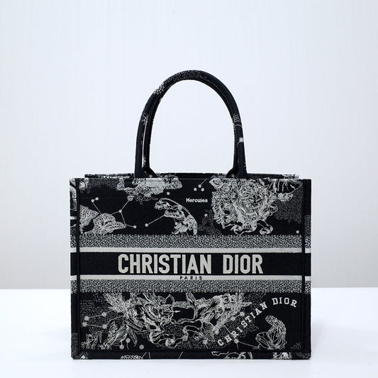 DO1286 Book Tote dragon  black