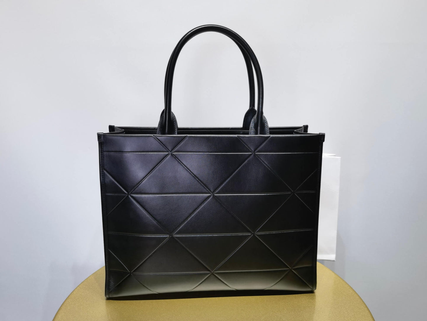 PRA 1BA377 Black cowhide leather tote bag