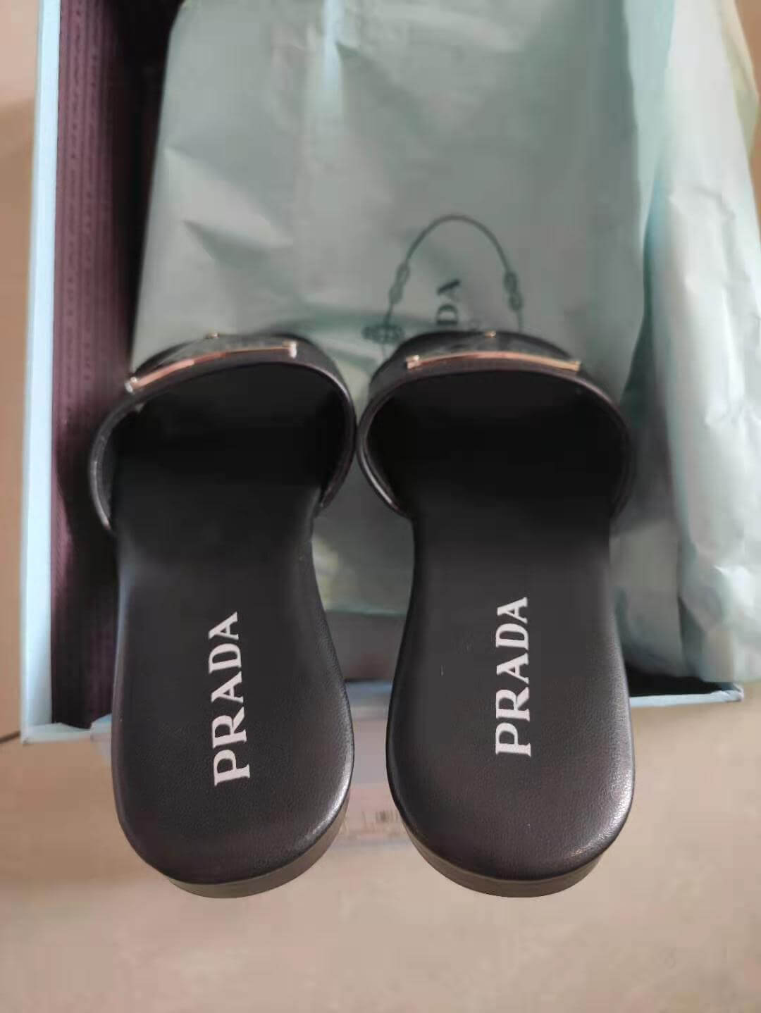 PR001 Women's shoes black