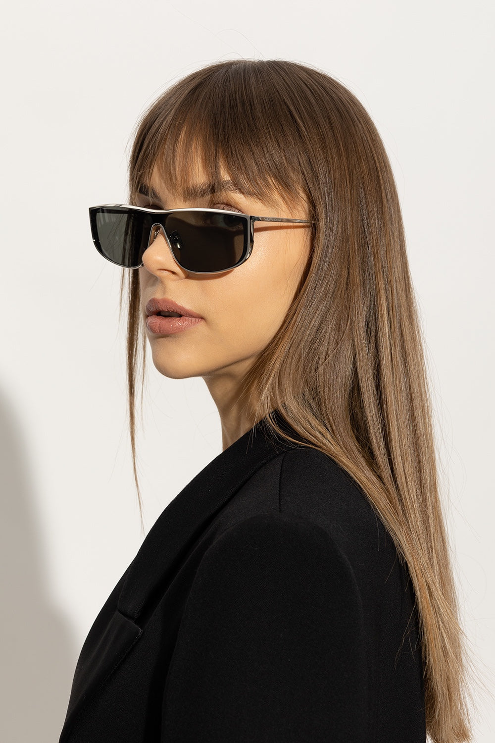 2023 New Pilot Style Black Super Sunglasses Women's Walk Show Style European and American Fashion YJB5