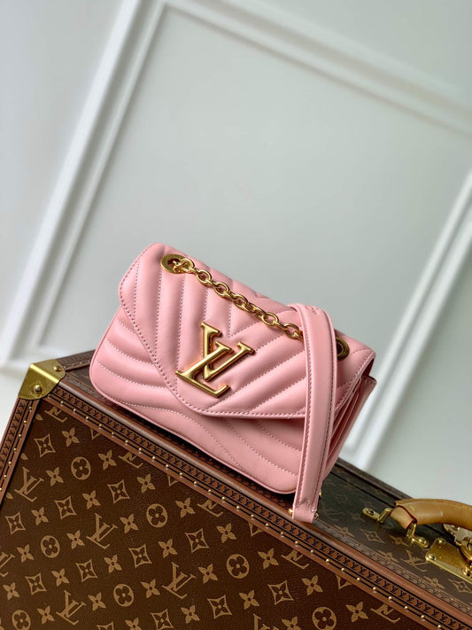 M20686 New Wave pink 21cm COWHIDE REAL LEATHER