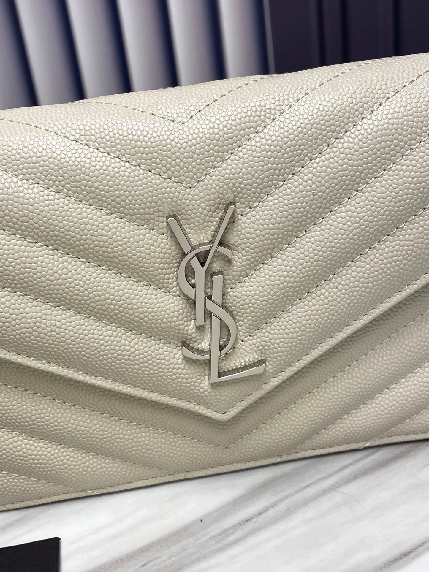 YSL WHITE SILVER HARDWARE ENVELOPE SMALL BAG IN MIX MATELASSÉ GRAIN DE POUDRE EMBOSSED LEATHER 393953