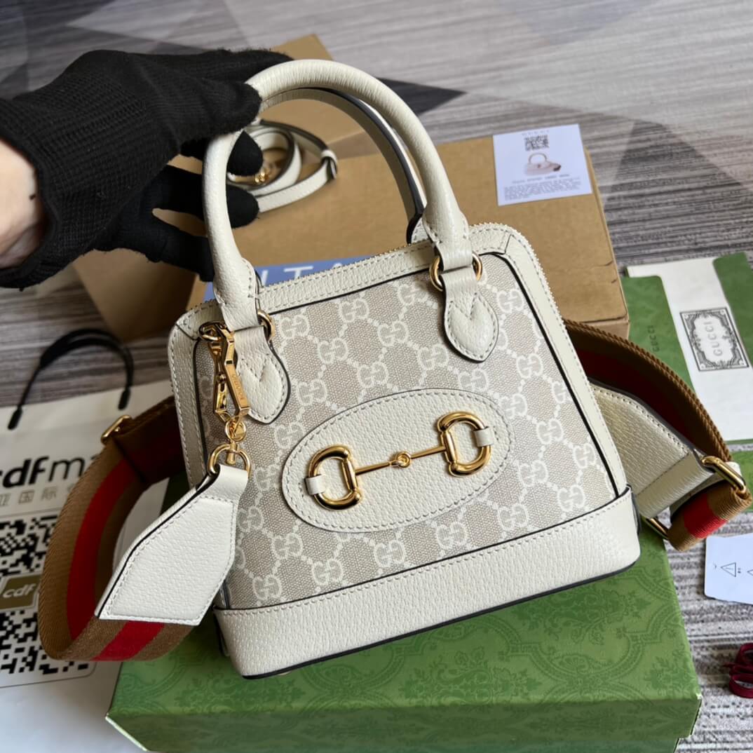 GC 677212 Mini Handbag Supreme white 20cm