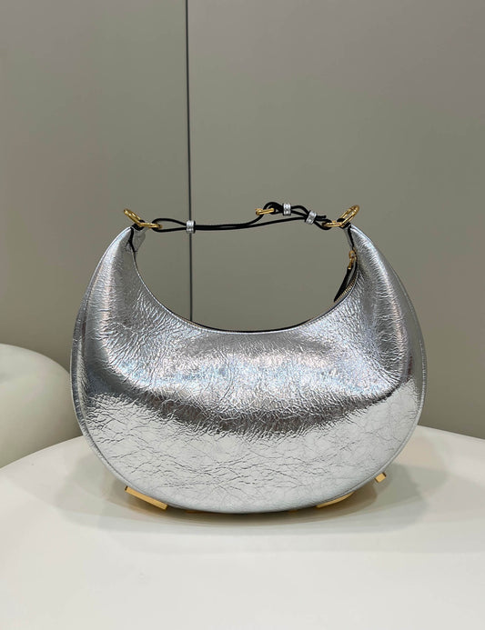 FD 80056 ndigraphy small SILVER leather bag