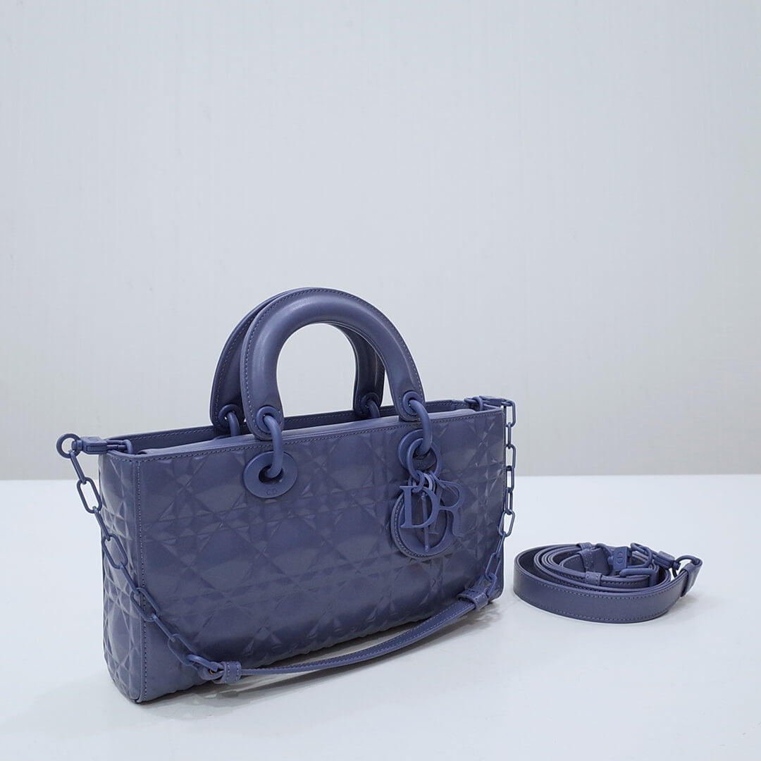 DO 8015 Lady D-Joy Handbag blue 26cm