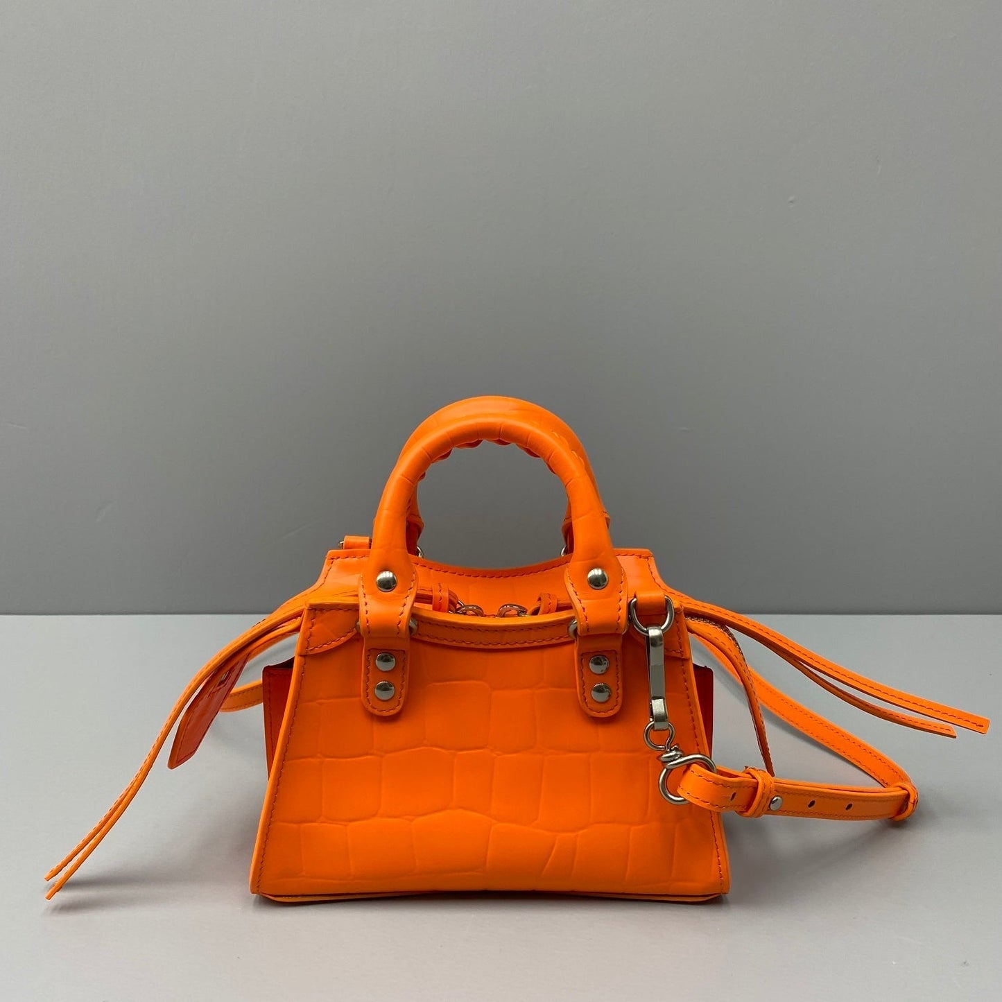 Should bag  Neo Classic mini orange