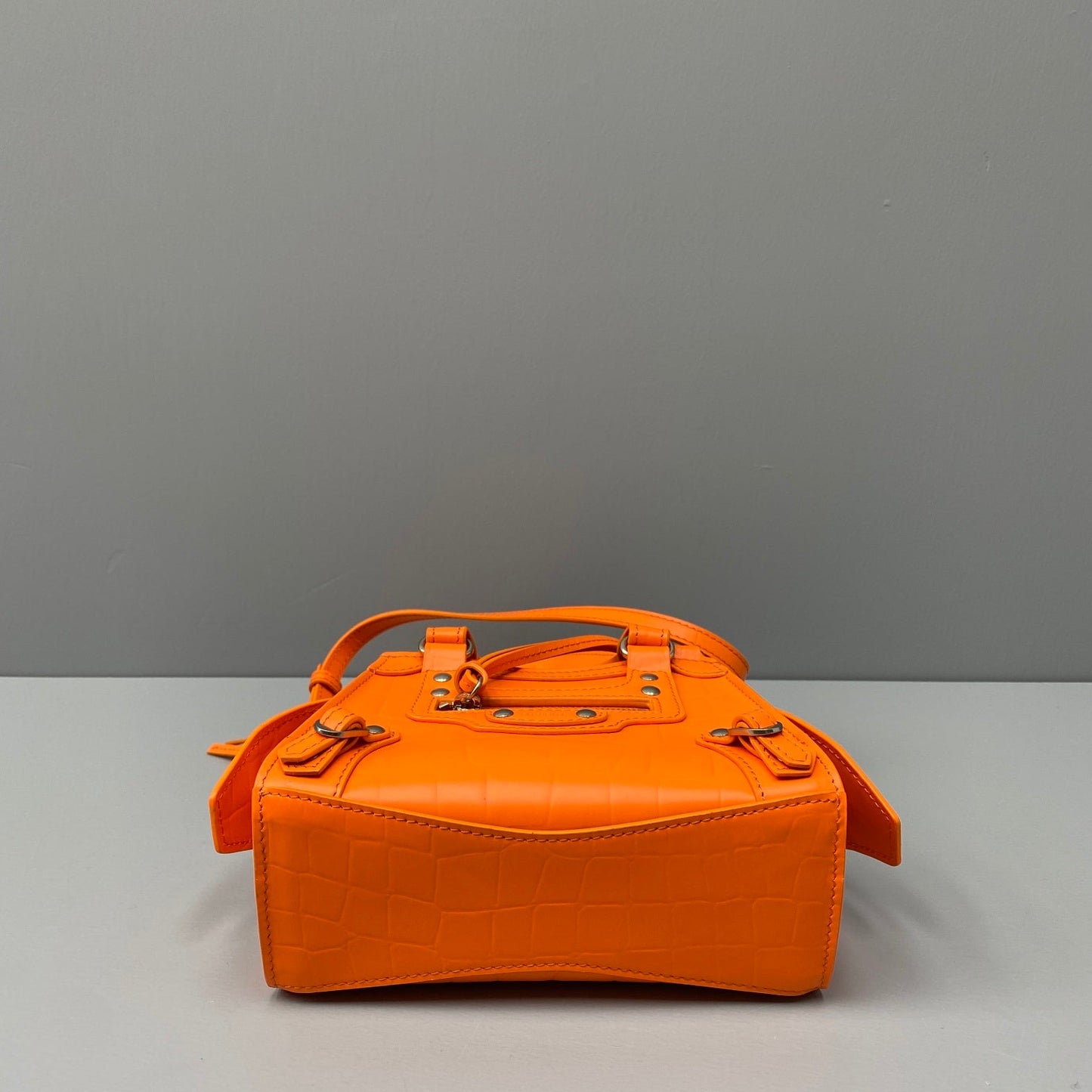 Should bag  Neo Classic mini orange