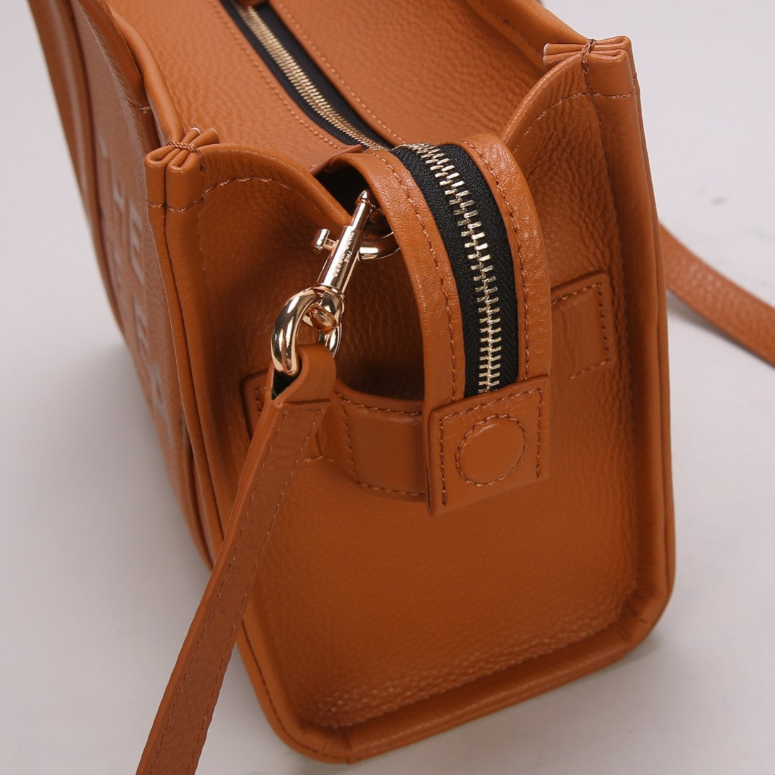 M-J TOTE LEATHER BAGS BROWN