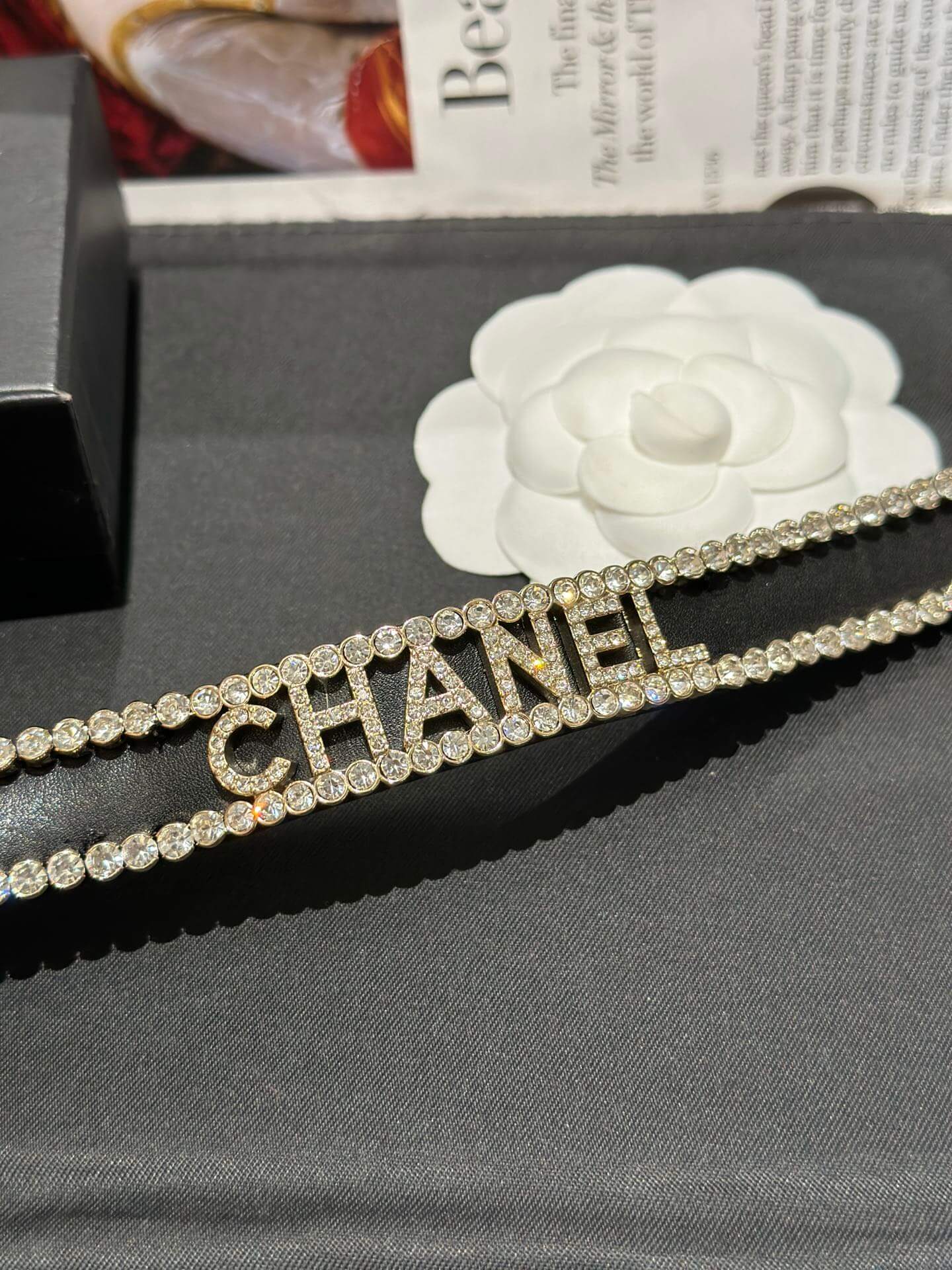 Chanel Small Fragrance Black Leather Inlaid Diamond Fashion Versatile Mesh Red Neckchain XLC18