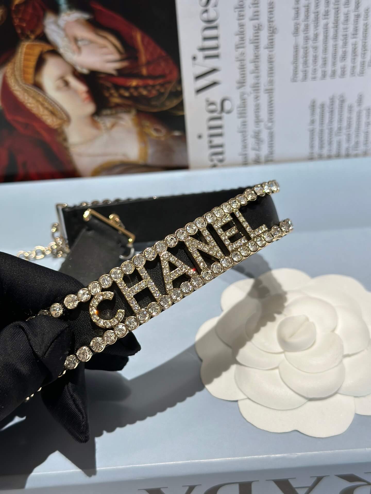 Chanel Small Fragrance Black Leather Inlaid Diamond Fashion Versatile Mesh Red Neckchain XLC18