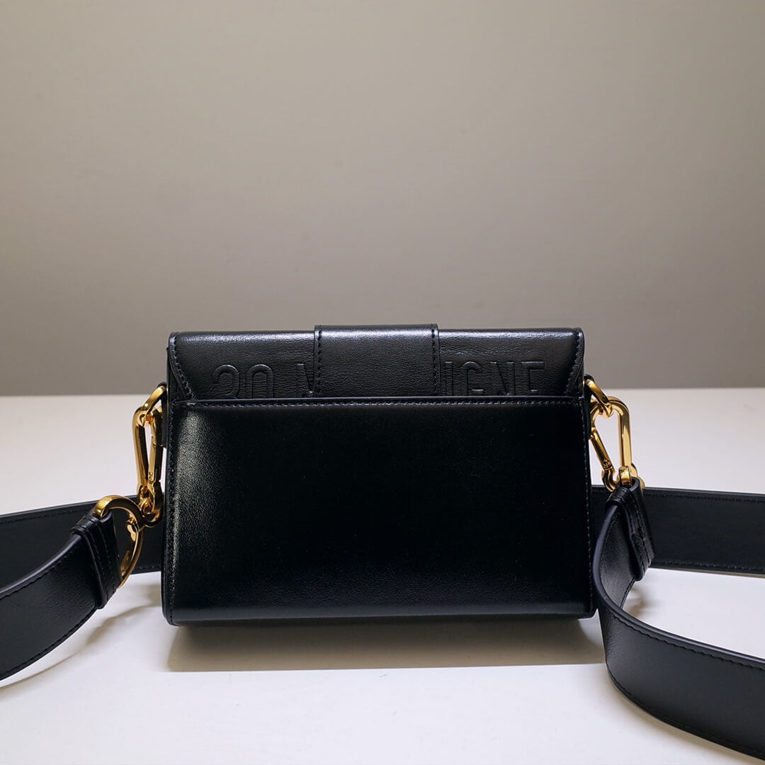 DO9008s MiniBox Oblique 30 Montaigne shoulder bag cross body bags black-3