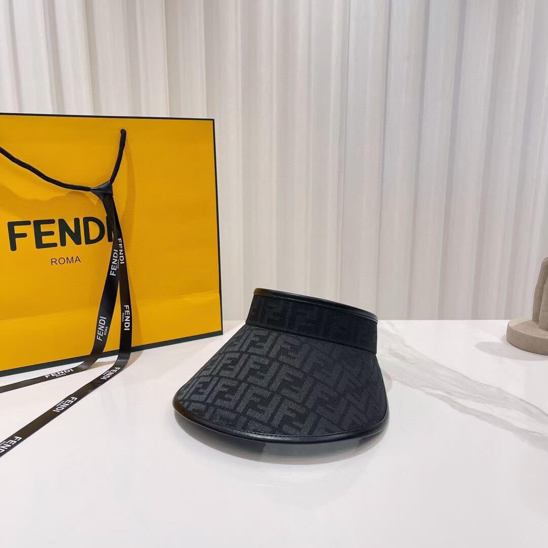 Fendi Summer European and American Style Black Gum Classic New Travel Sunscreen Empty Top Hat MZ13168A16