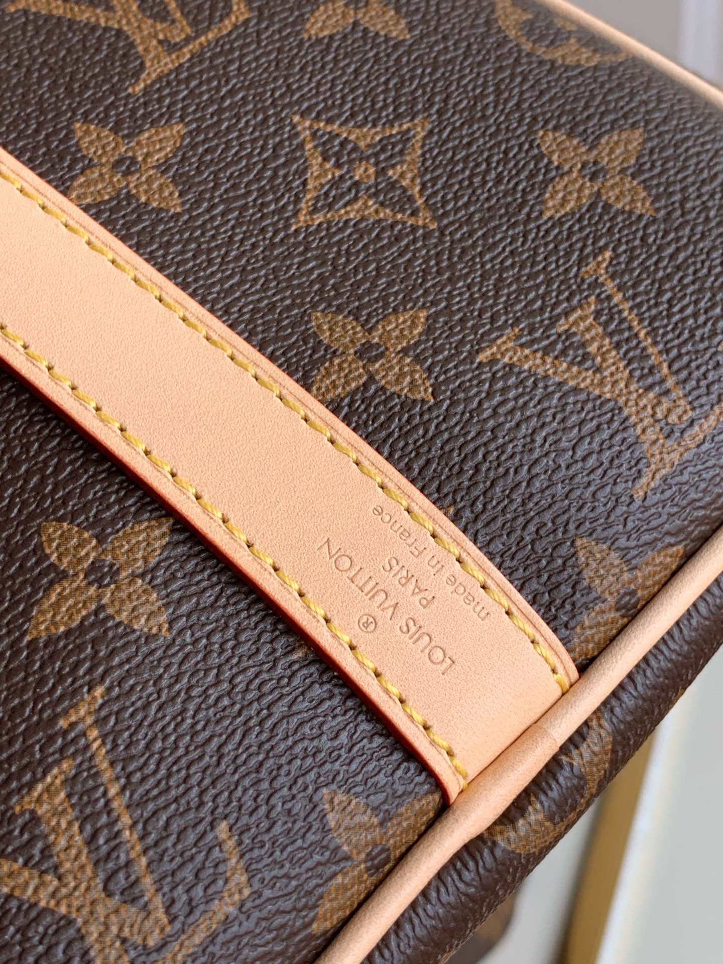 M41112 SPEEDY BANDOULIERE 30 Monogram Canvas Real Leather Trim