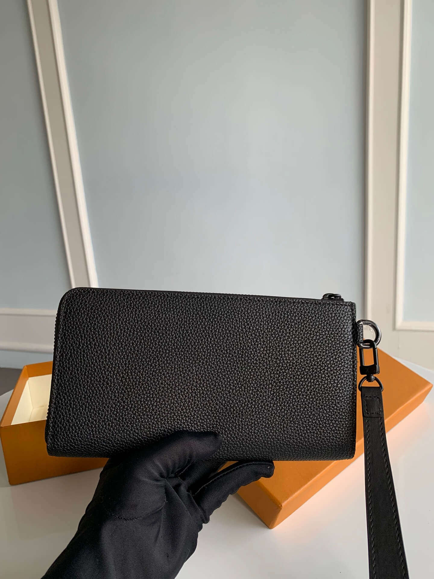 black clutch for men