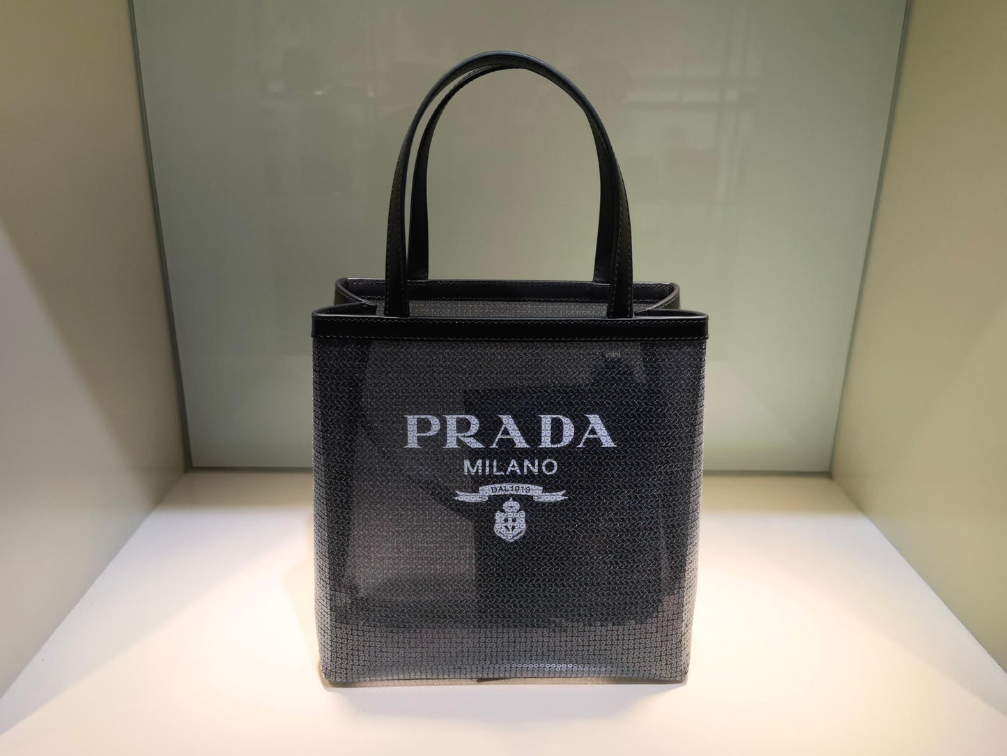 PRA Small Shiny grid mesh tote bag black 1BG417