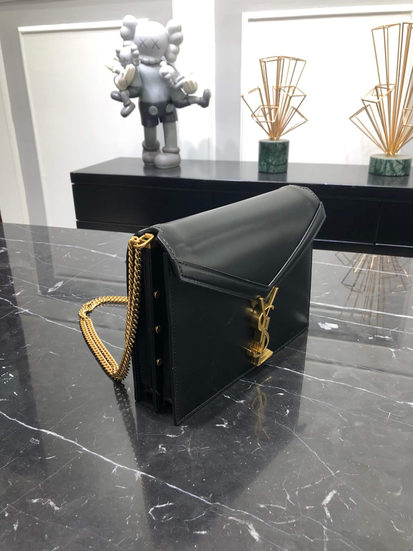 YSL 532750 BLACK CASSANDRA MEDIUM CHAIN BAG IN SMOOTH LEATHER