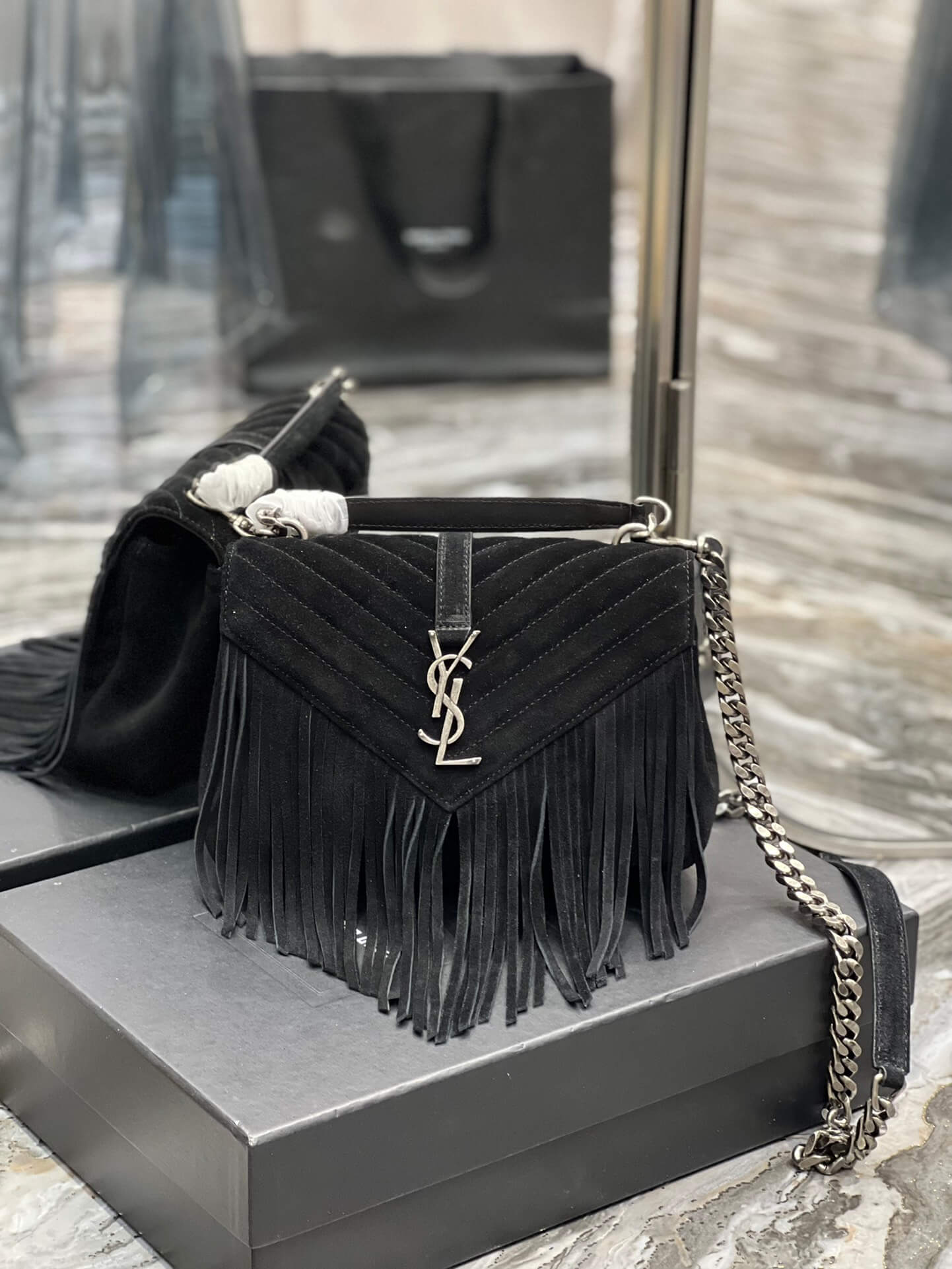 YSL 392737 COLLEGE MEDIUM CHAIN BAG IN LIGHT SUEDE WITH FRINGES black