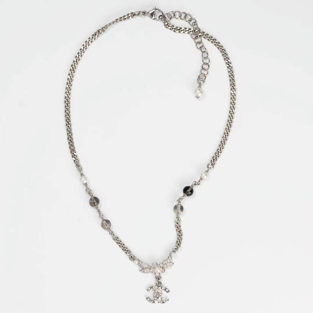 CHA Cc necklace silver Free shipping