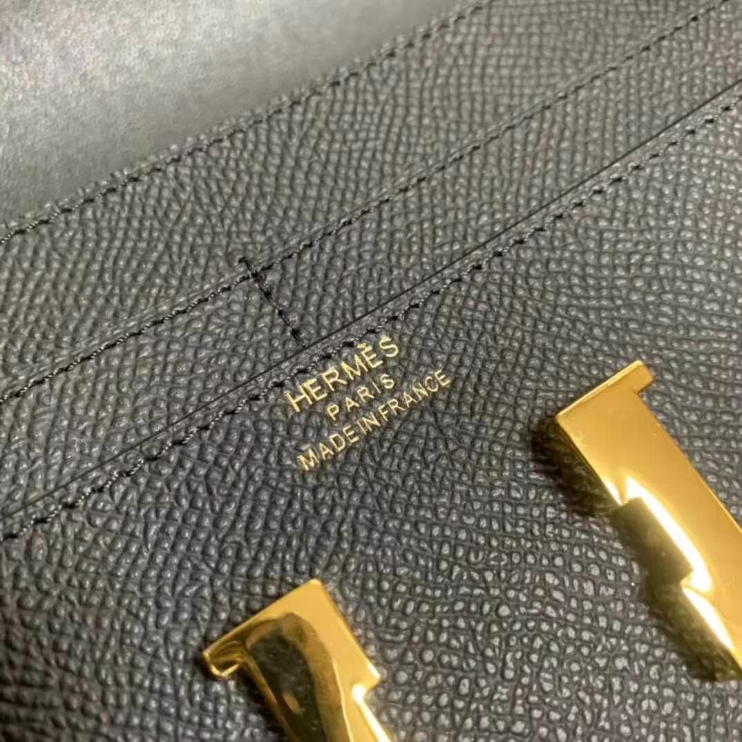 hermes logo  gold hardware