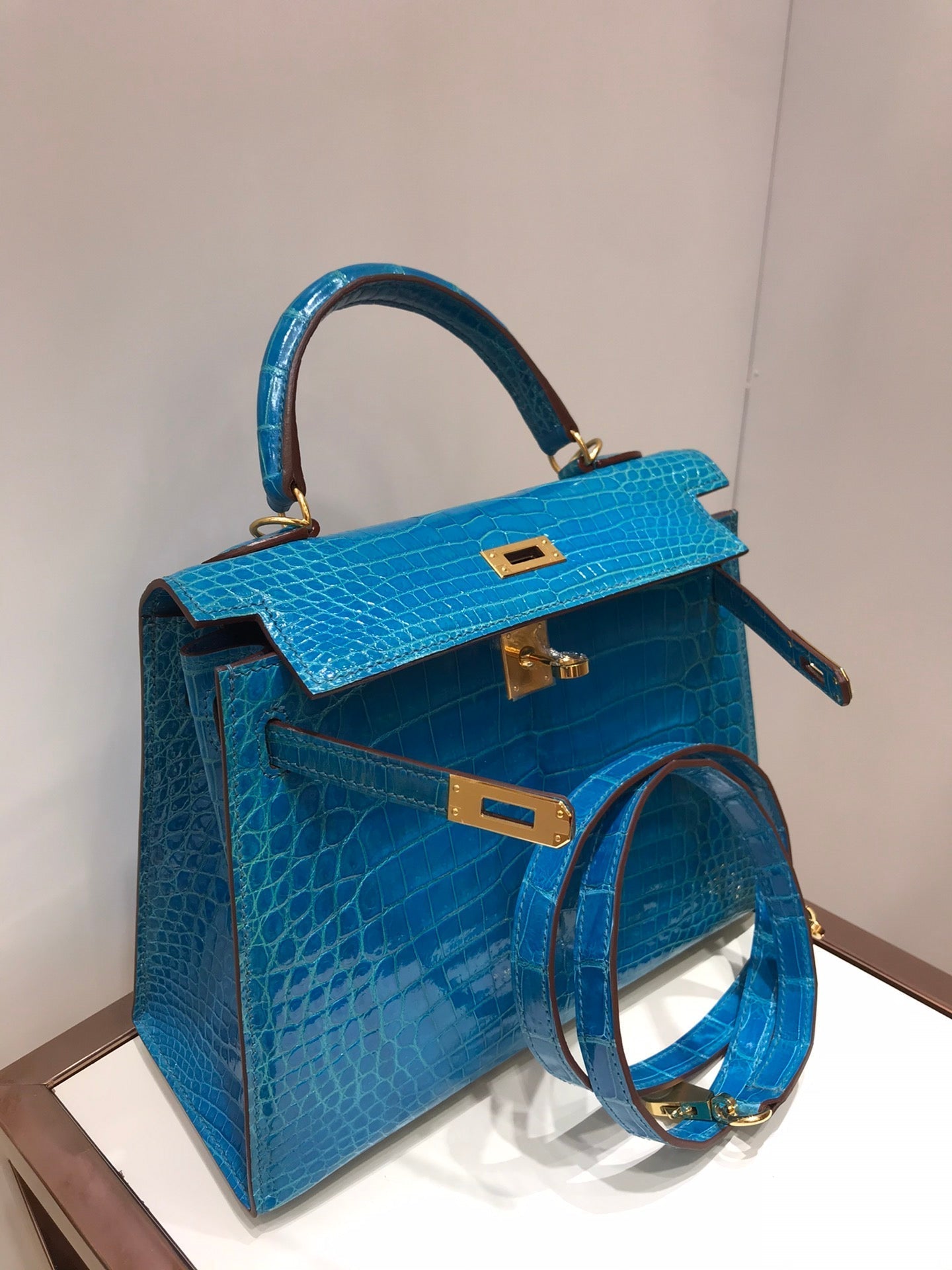 HM kelly real crocodile leather 25cm blue