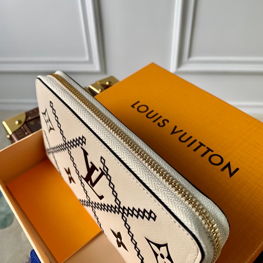 zipper  louis vuitton wallets