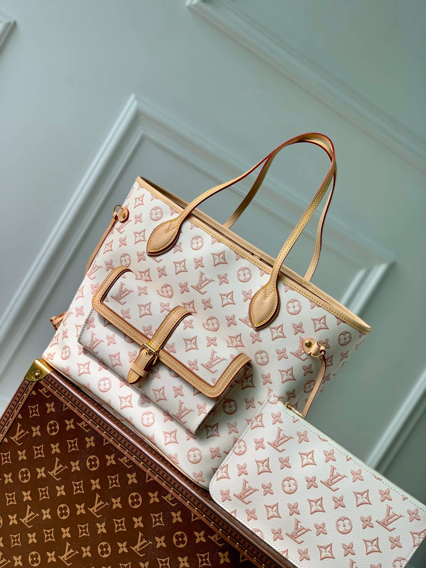 M20921 Neverfull MM Pink NEW COLORS IN 2022