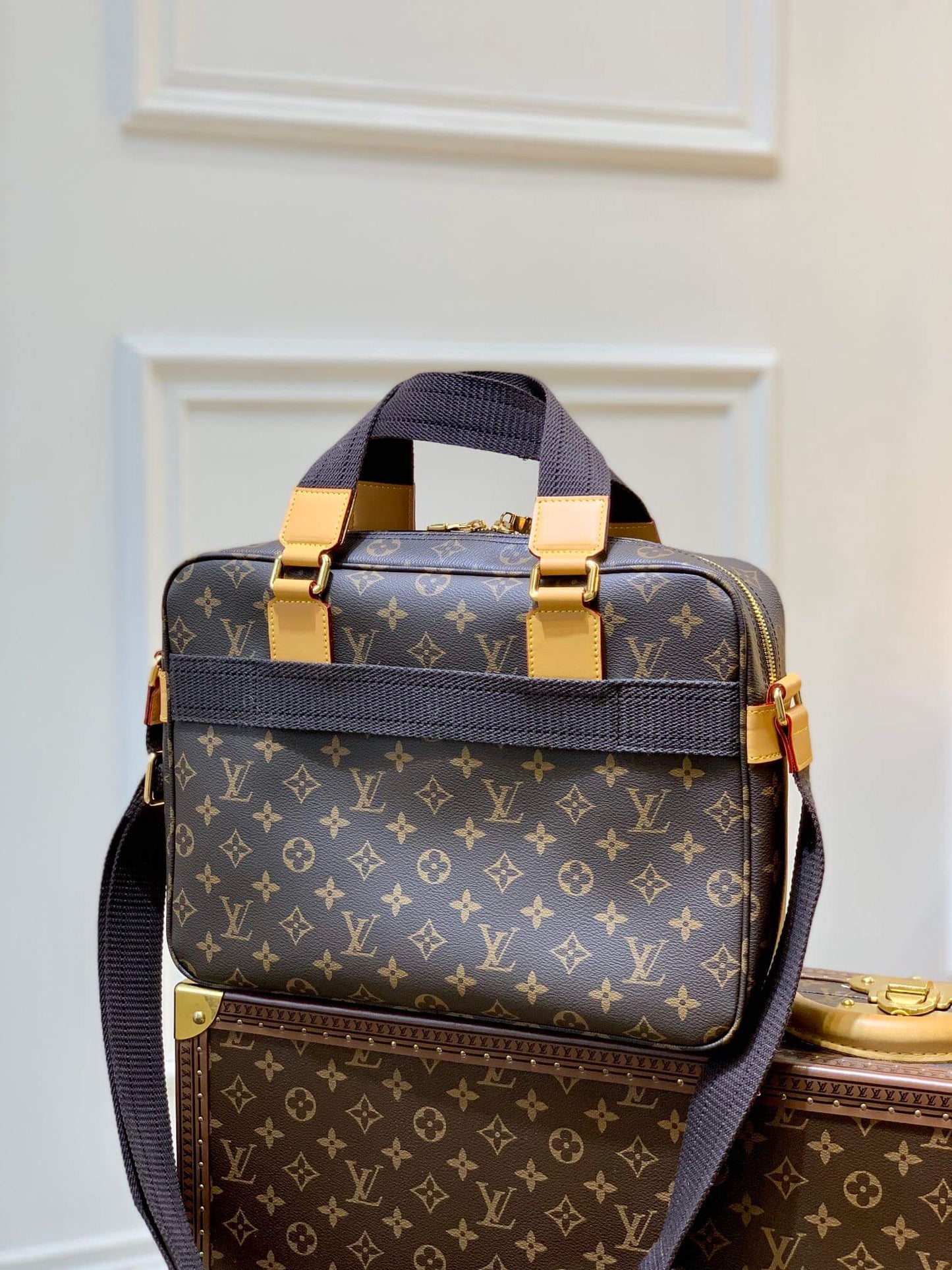 M40043 Sac Plat GM 35CM monogram brown