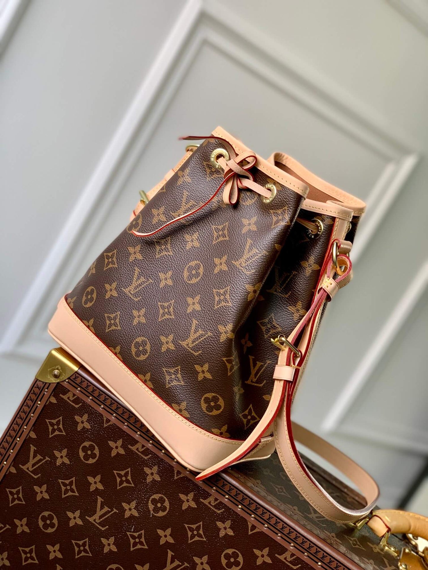 M40817 NOE BB bucket bag Monogram 24cm brown